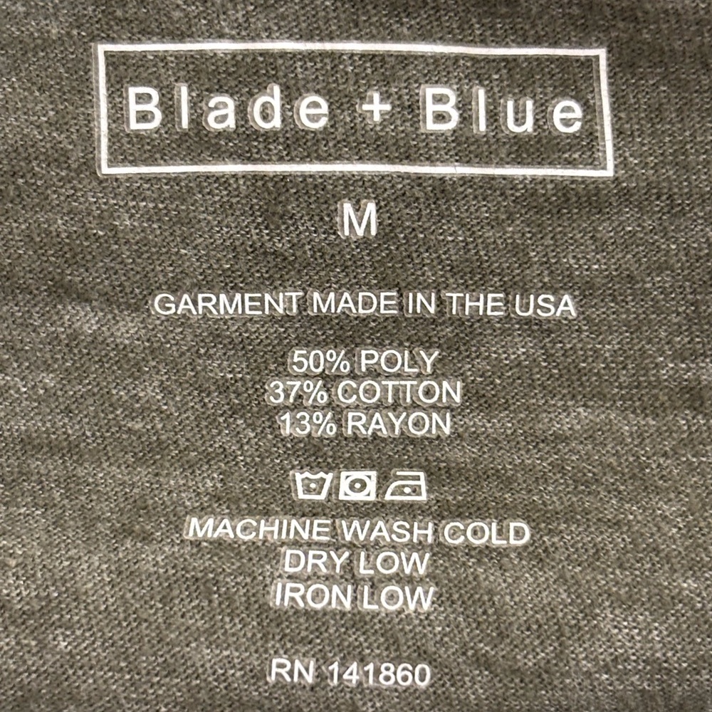 Blade + Blue Raglan Henley Men’s Size Medium - Picture 5 of 5